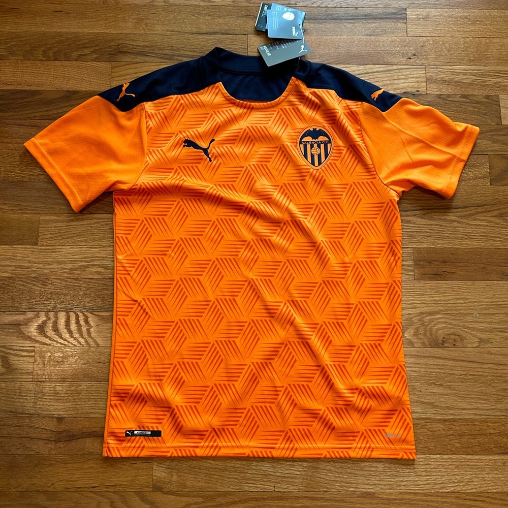 Valencia CF mens soccer jersey size M brand new with tags
